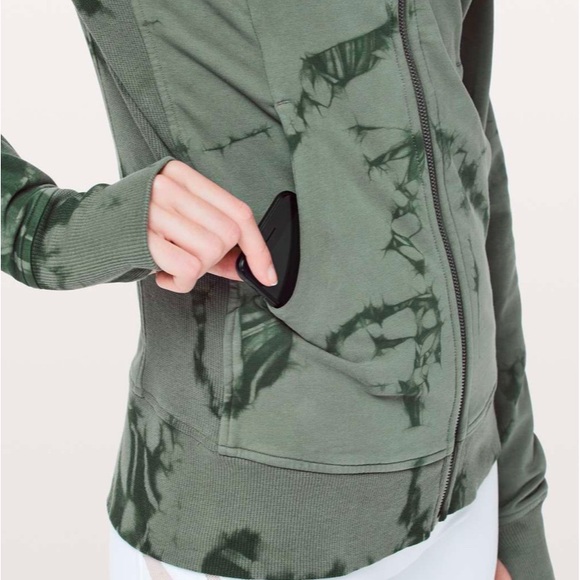 Lululemon Scuba Hoodie *Light Cotton Fleece Shibori Tie Dye 4 - Picture 3 of 8